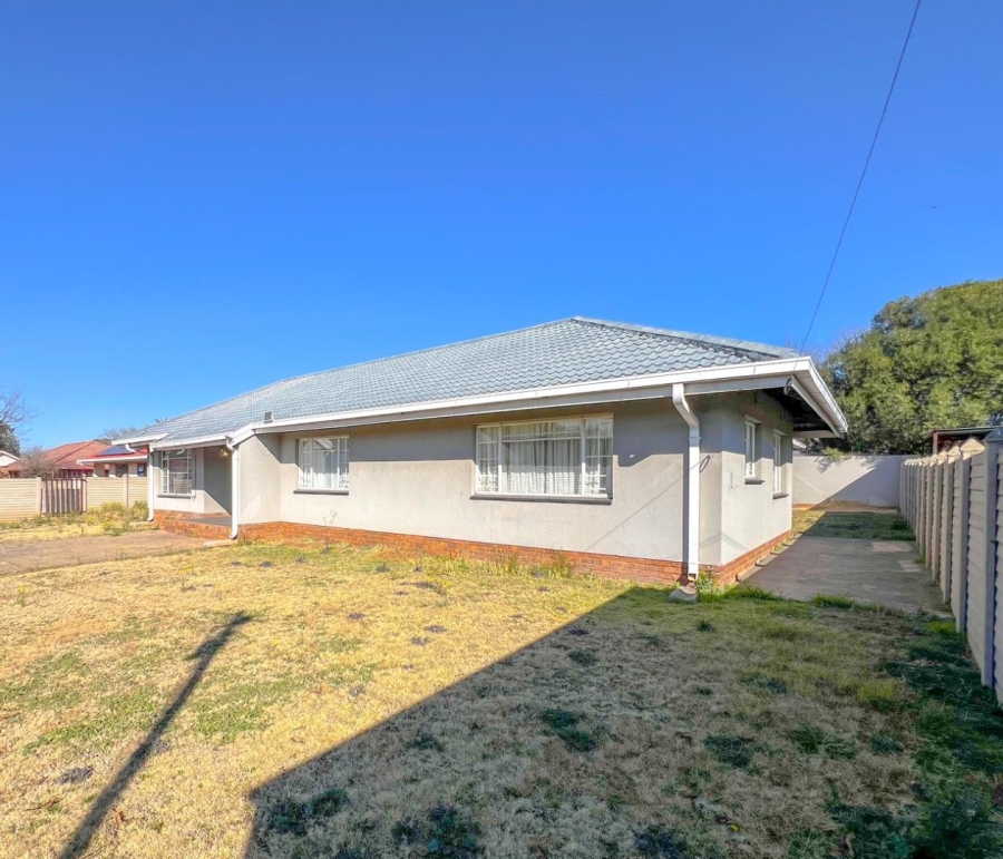 3 Bedroom Property for Sale in Vaalpark Free State